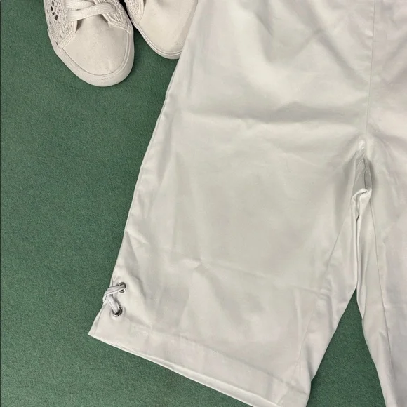 NWT Lauren & Riley Elegant White Women's Bermuda Shorts Lace Slits Pockets L - Picture 10 of 16
